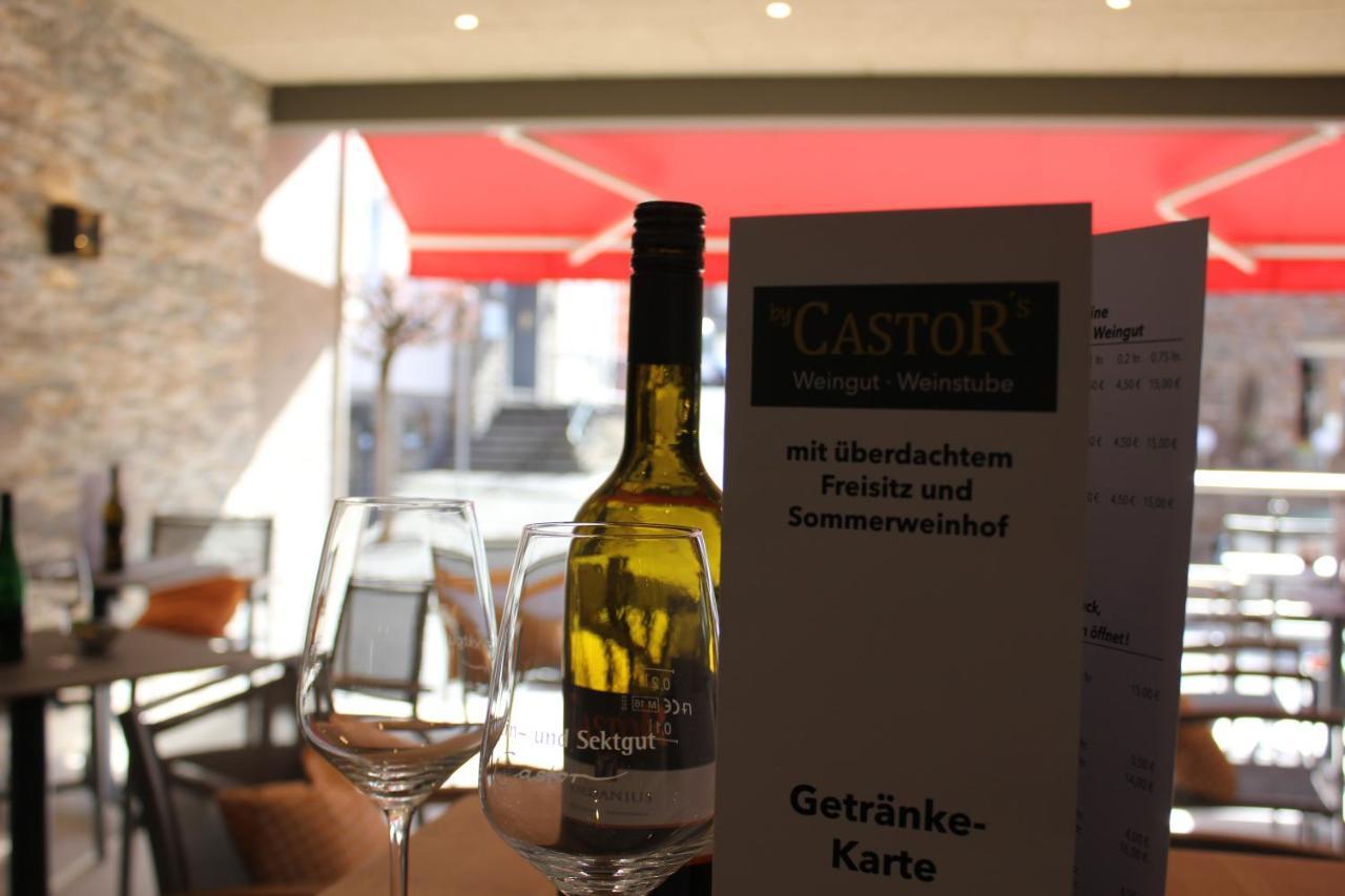 Weinstube Bycastors Hotel Трейс-Карден Екстериор снимка